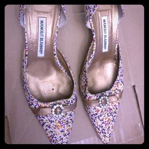 Manolo Blahnik 38.5